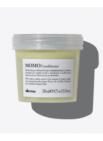 Зволожувальний кондиціонер для сухого та зневодненого волосся Davines Essential Haircare MOMO Сonditioner, 250 мл