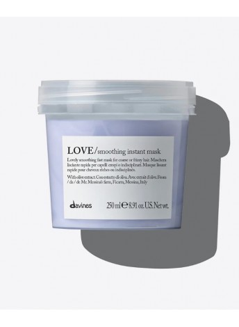 Маска для миттєвого розгладження та надання м'якості волоссю Davines Essential LOVE Smoothing Instant Mask, 250 мл